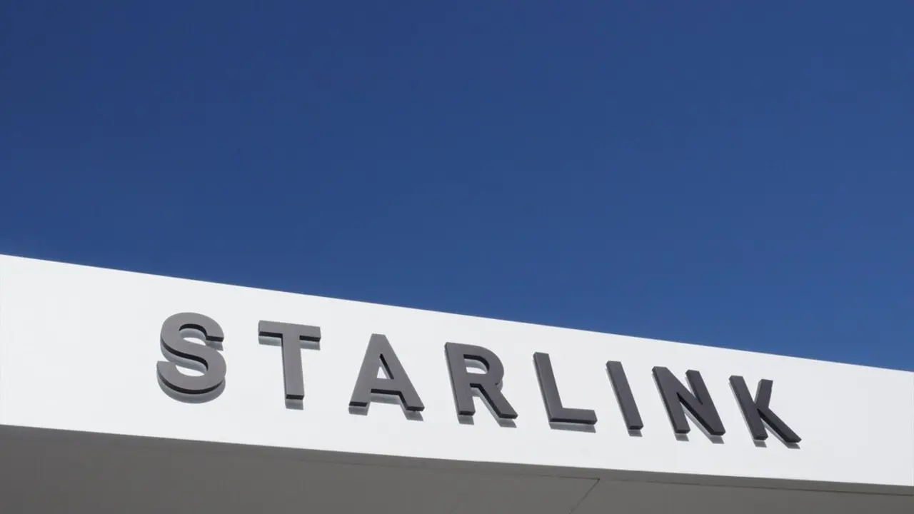 Fachada de una de las sedes de Starlink. / EP