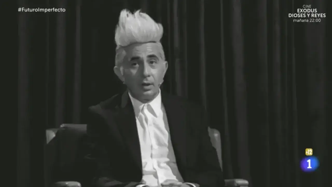 Berto Romero interpret&oacute; al cineasta David Lynch en una escena c&oacute;mica. / EP