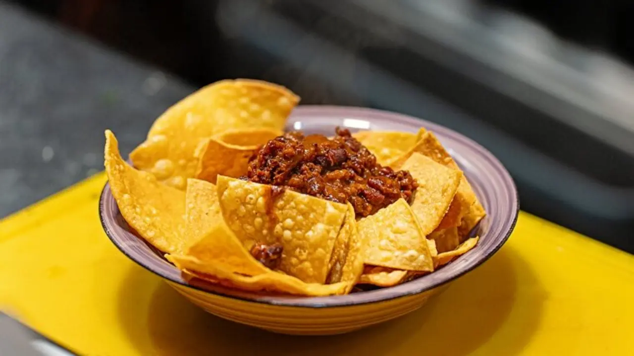 Uno de los tipos de nachos que ofrece el local. / IG