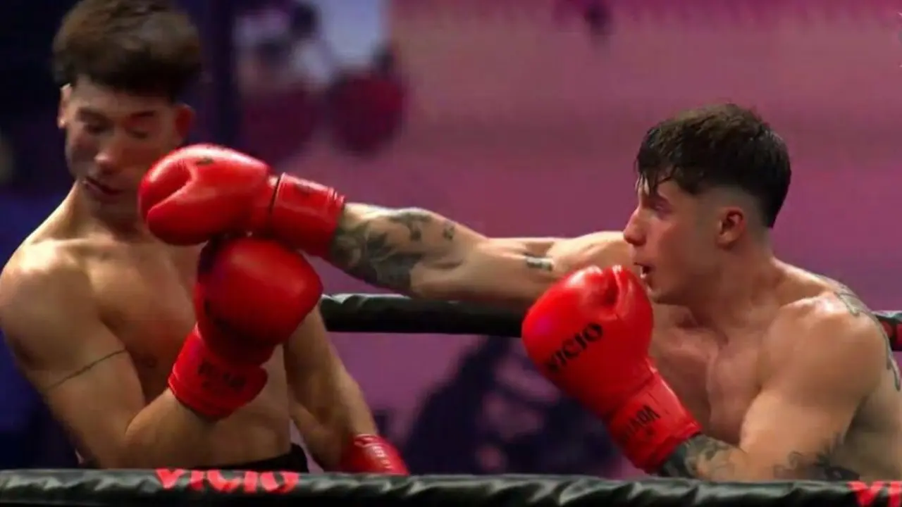 Combate entre Tom&aacute;s Mazza y Victor Melida. / X
