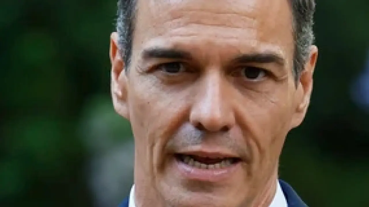 S&aacute;nchez: "Respaldamos la acci&oacute;n del fiscal general, creemos en su inocencia y cuenta con el apoyo del Gobierno"
