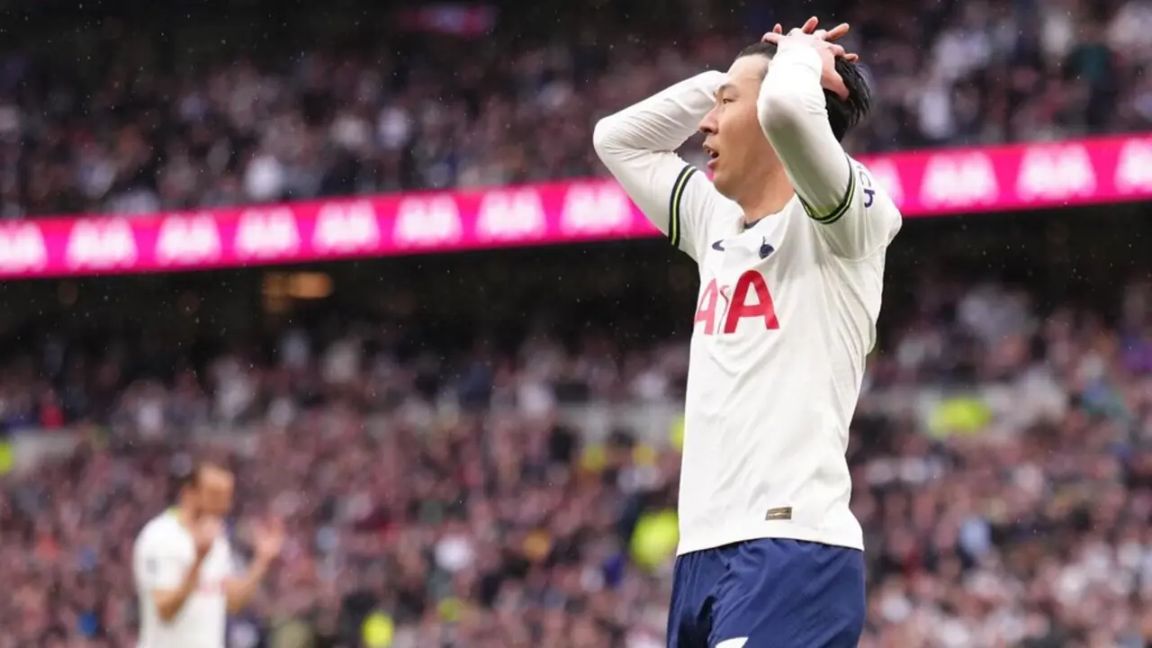 Heung-Min Son durante un partido con el Tottenham. / EP
