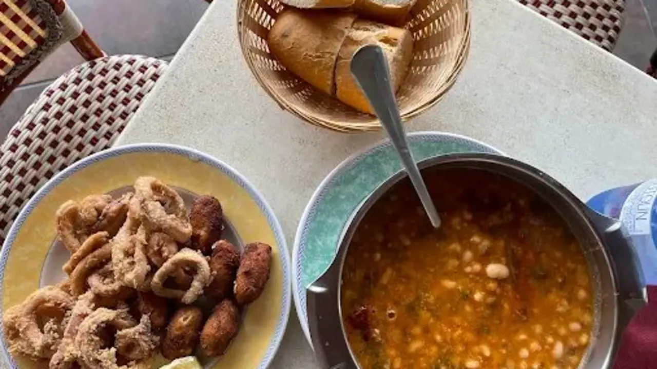 Algunos de los platos que puedes encontrar en el restaurante. / A.E.