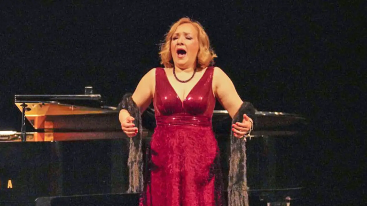 La soprano ucraniana Anastasia Galub sobre los escenarios. / x