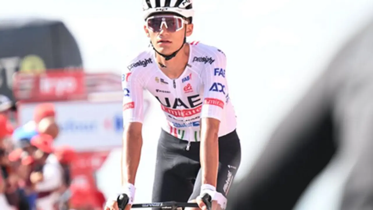 El ciclista del UET Emirates, Filippo Baroncini. / x