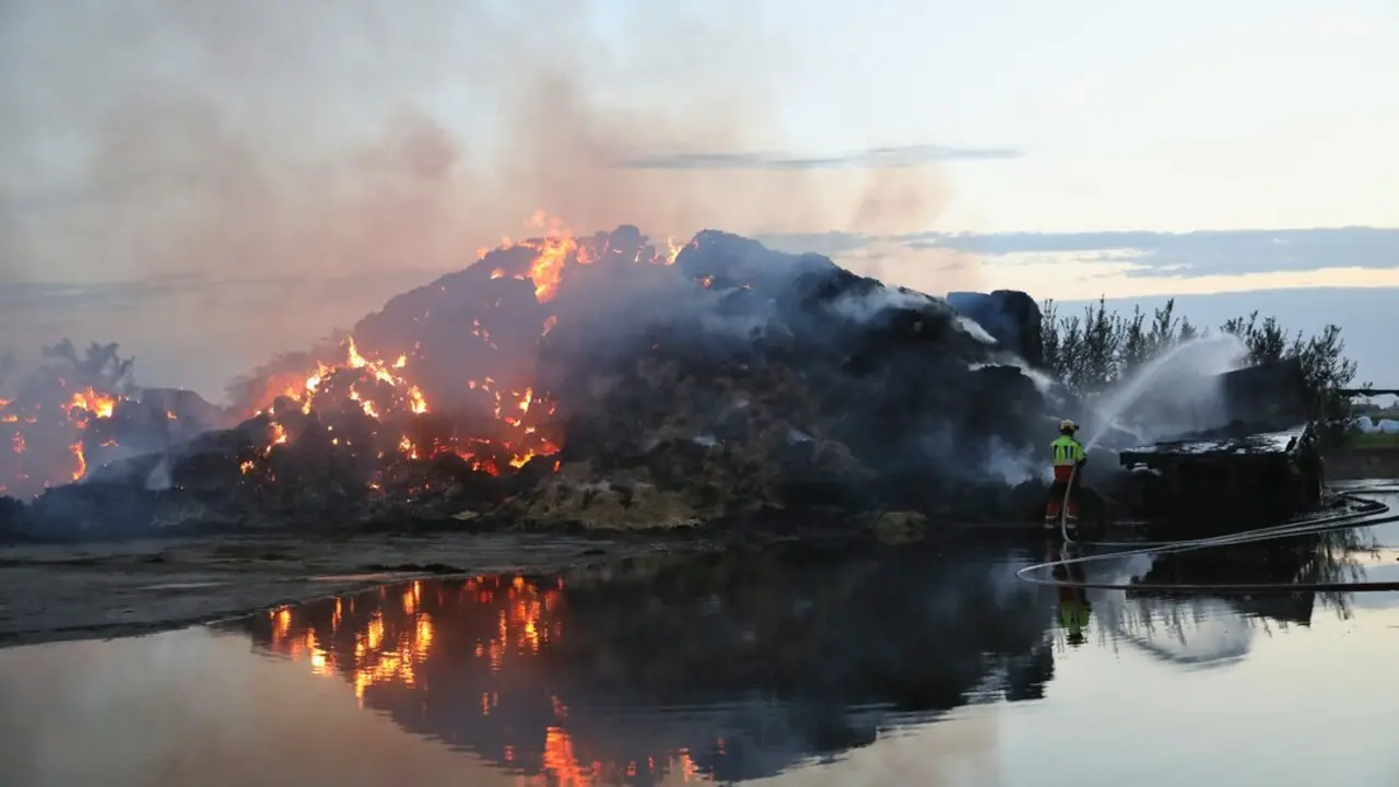 Vista del incendio de Puercas. / EP