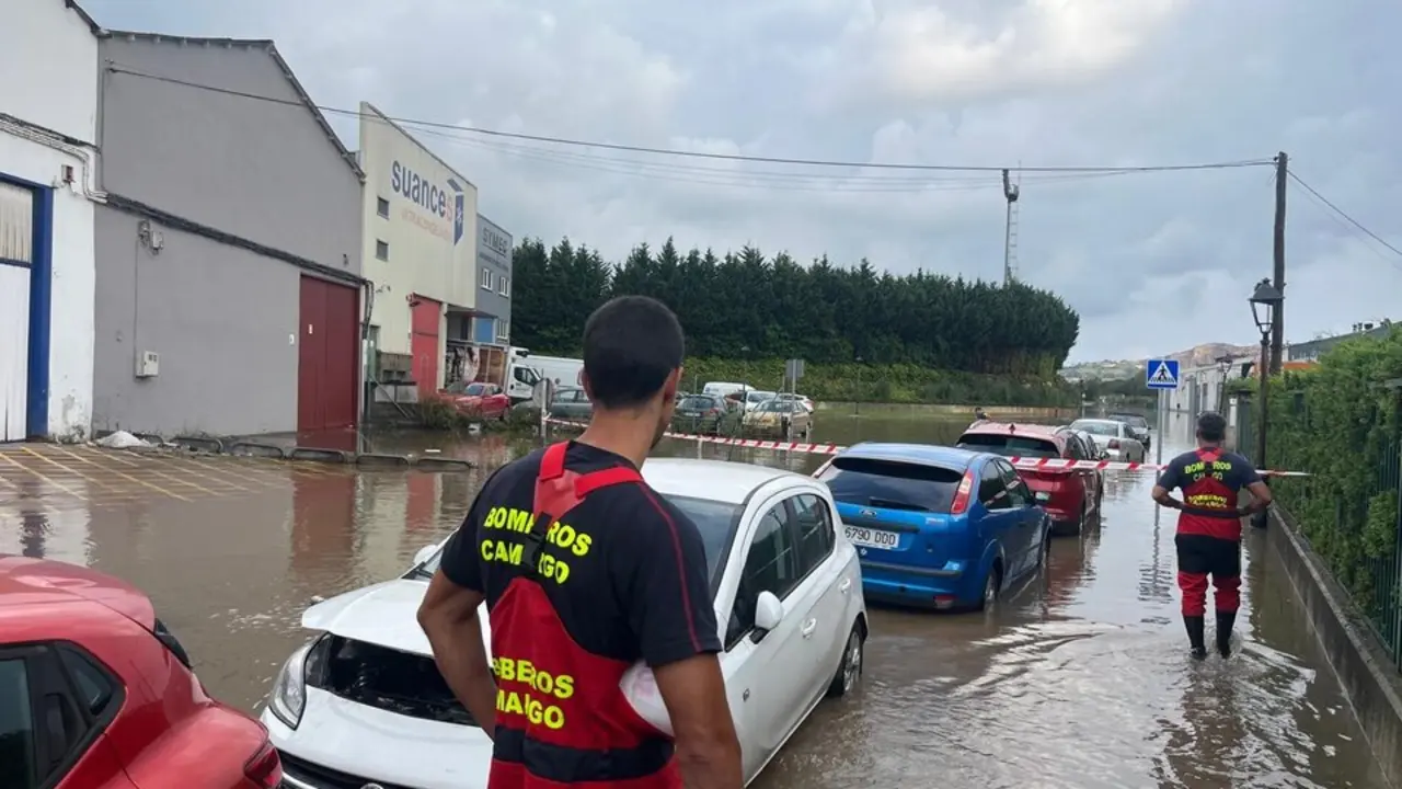 Intervenci&oacute;n de los Bomberos de Camargo. / Bomberos Camargo