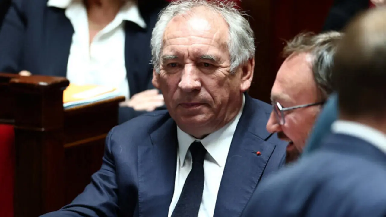 El primer ministro franc&eacute;s Fran&ccedil;ois Bayrou. / x