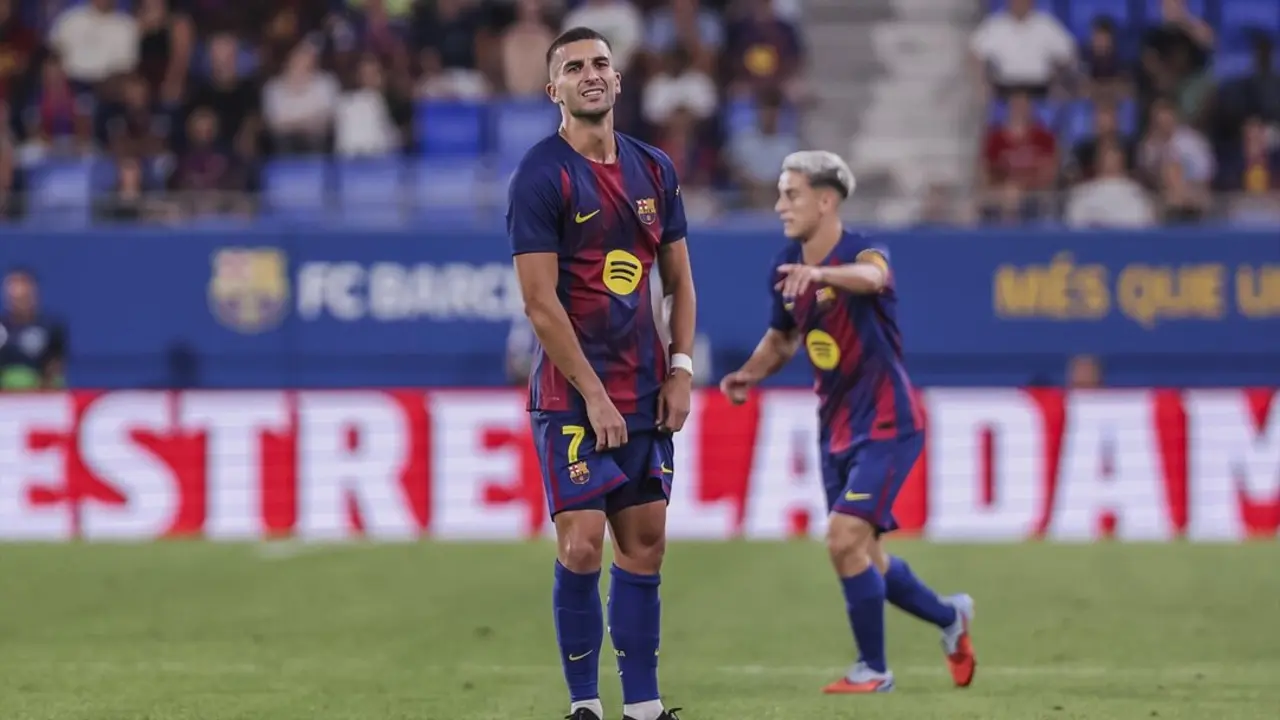 Ferran Torres durante el trofeo Joan Gamper en el estadio Johan Cruyff. / EP