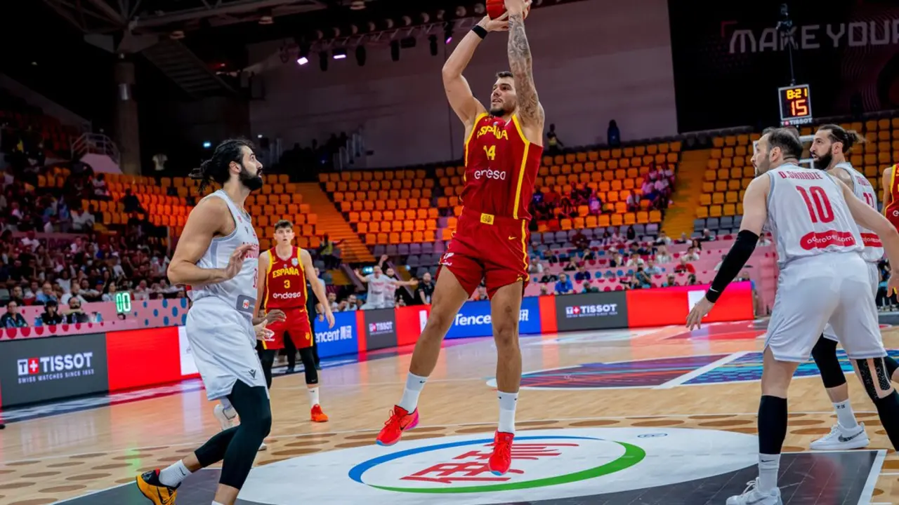 El partido entre Espa&ntilde;a y Georgia. / X