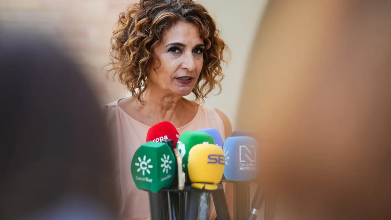 La vicepresidenta primera del Gobierno y ministra de Hacienda, Mar&iacute;a Jes&uacute;s Montero. / EP