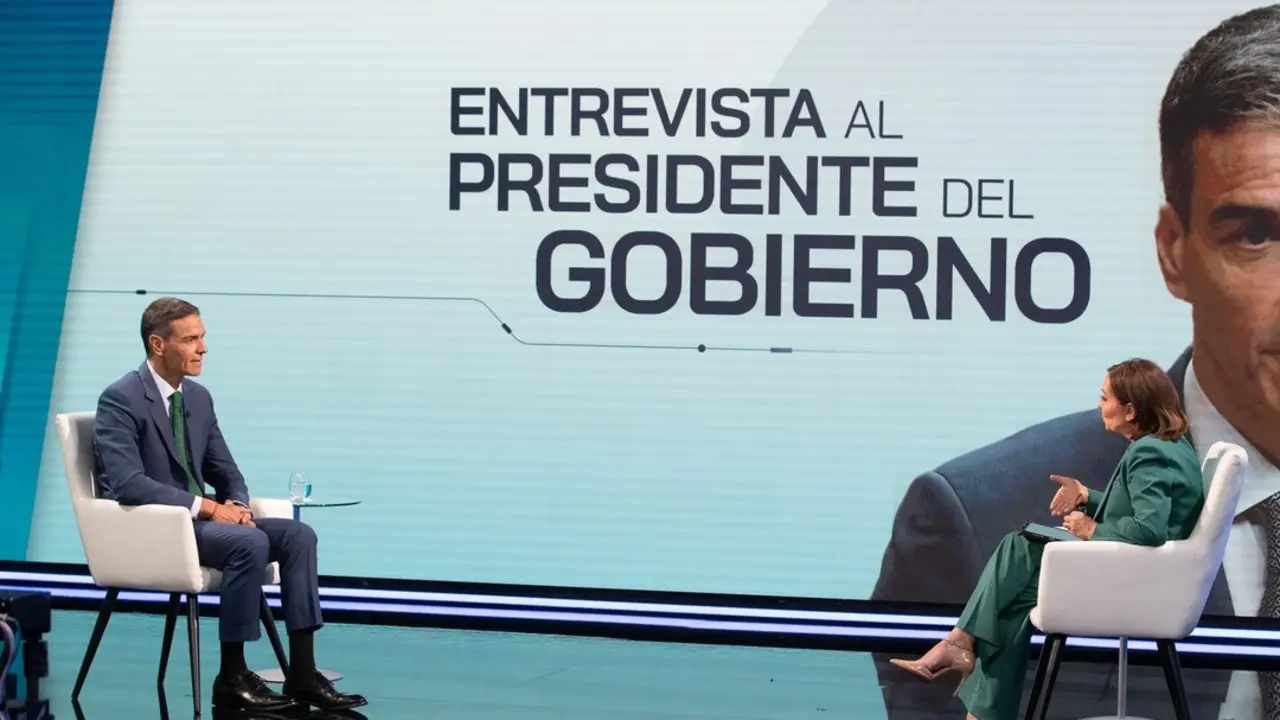 El presidente del Gobierno, Pedro S&aacute;nchez, durante su entrevista en RTVE. / RTVE