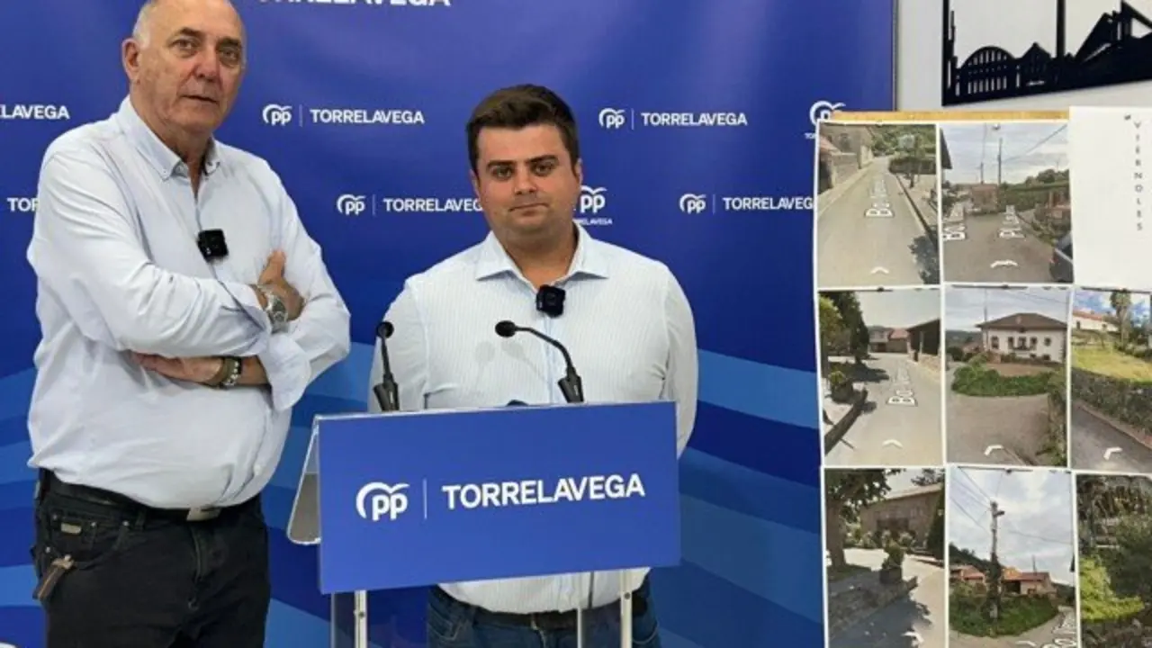 El portavoz del PP en Torrelavega, Miguel &Aacute;ngel Vargas (i), y el concejal Francisco Trueba. / A.E