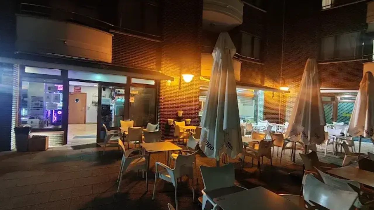 &iquest;Un sitio donde comer bien, con ni&ntilde;os entretenidos y sin preocuparte del coche? En Liencres existe y cada vez m&aacute;s viajeros lo descubren. / EP