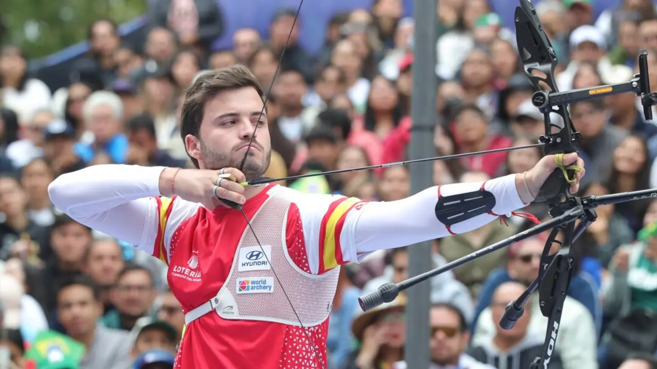 Andr&eacute;s Temi&ntilde;o durante una prueba de la Copa del Mundo de Tiro con Arco. / EP/ Essene Hernandez