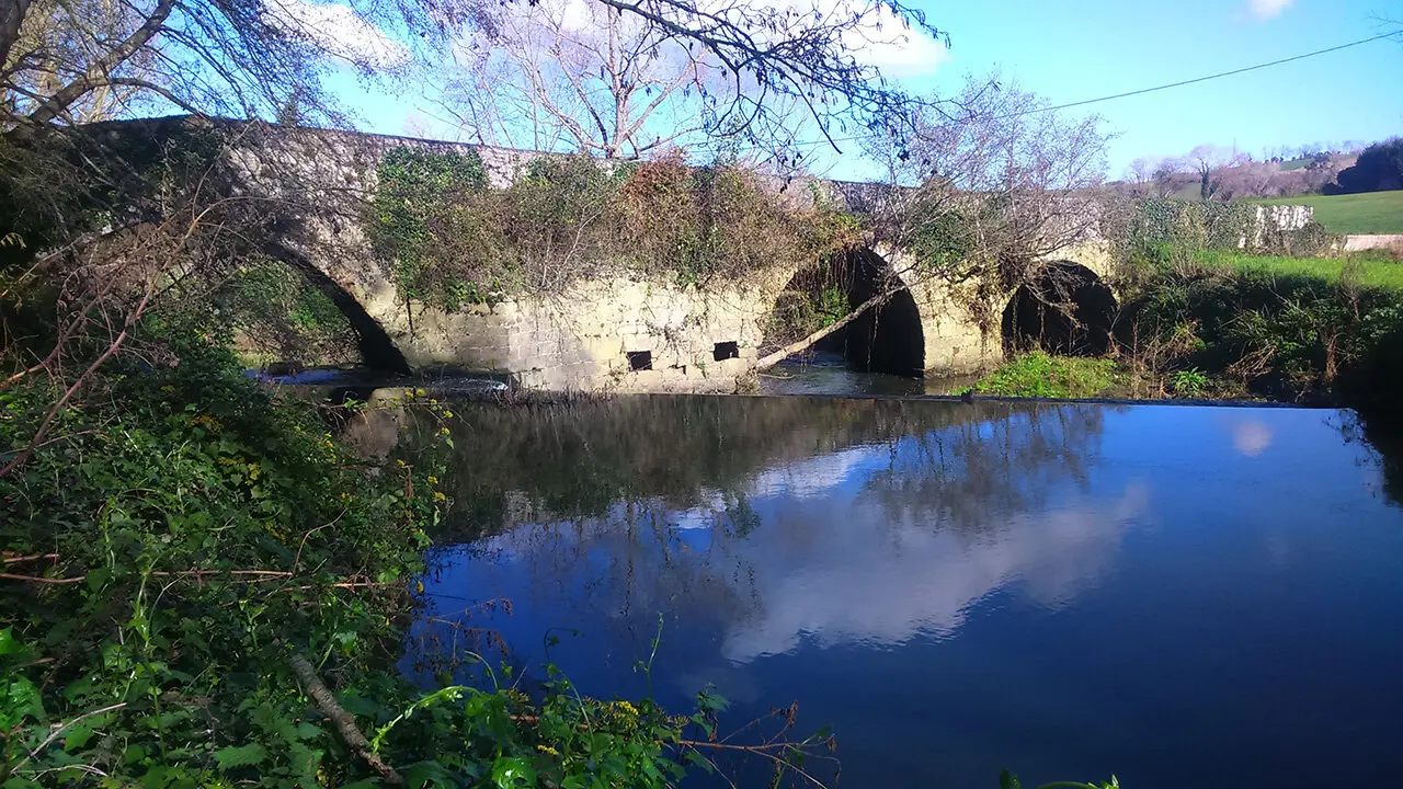 Tres arcos, tres miradas al pasado: as&iacute; es el famoso Puente de Tresojos. / A.E