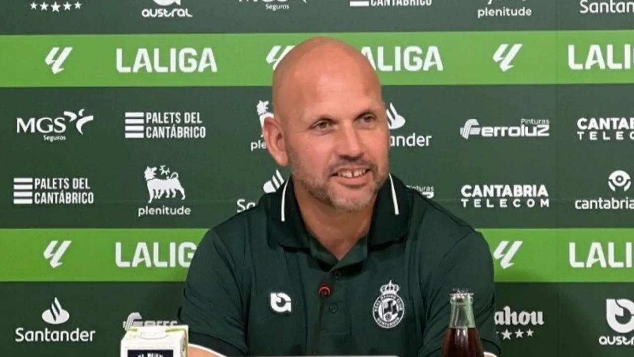 Jos&eacute; Alberto durante la rueda de prensa. / RRC