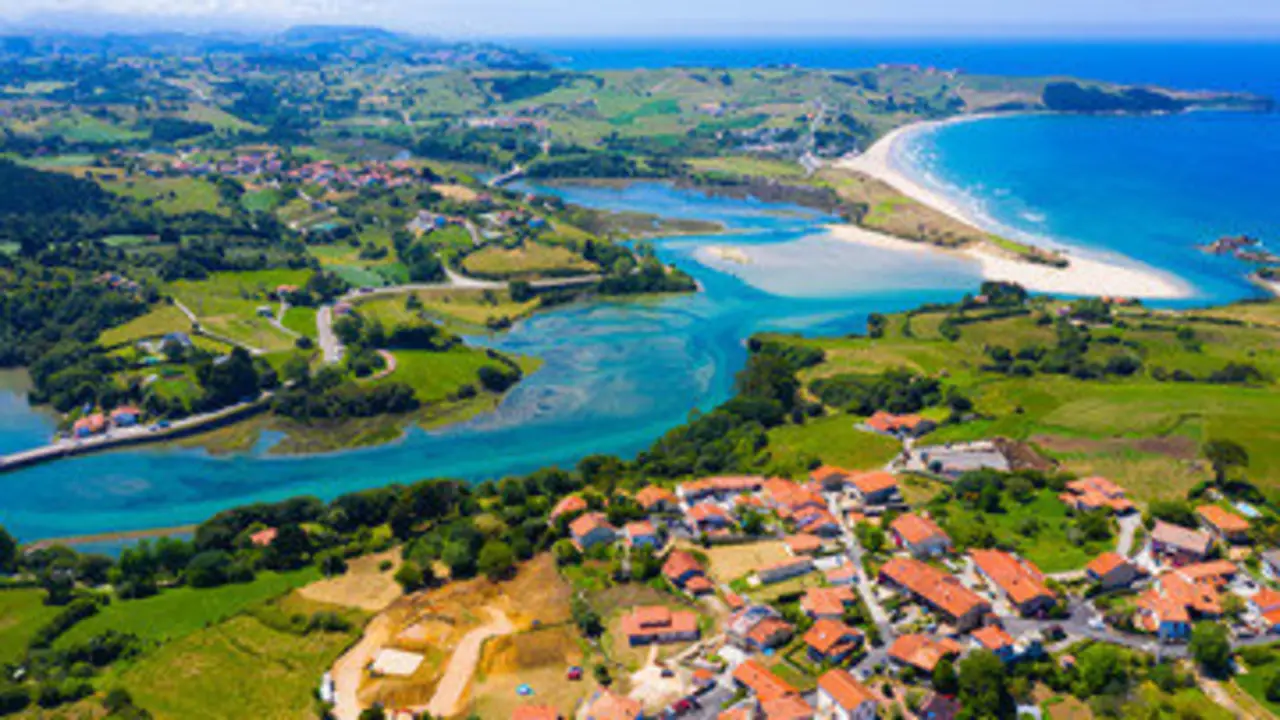 Vista desde arriba de Comillas. / A.S.P