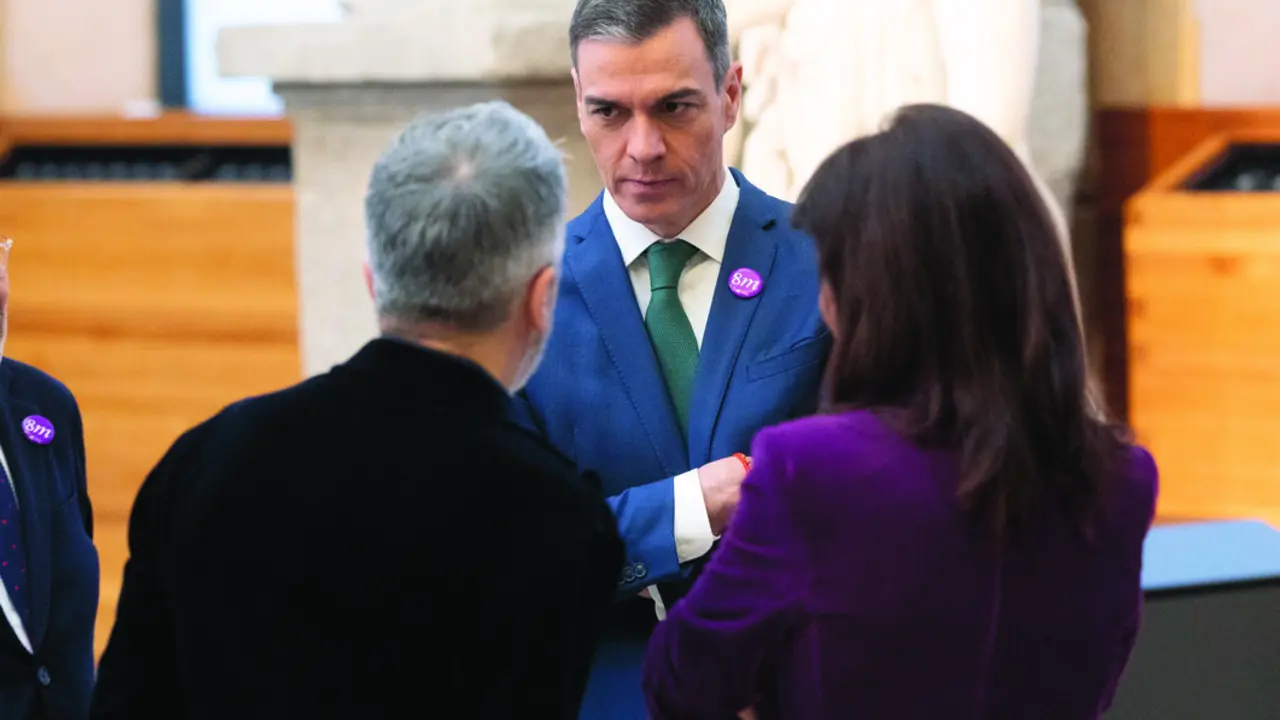 &Iacute;&ntilde;igo Fern&aacute;ndez carg&oacute; contra el Gobierno de Pedro S&aacute;nchez en el Senado, acus&aacute;ndole de humillar a las mujeres, reducir condenas a violadores, ocultar informaci&oacute;n sobre pulseras antimaltrato y no frenar el aumento de agresiones sexuales en Cantabria. / EP