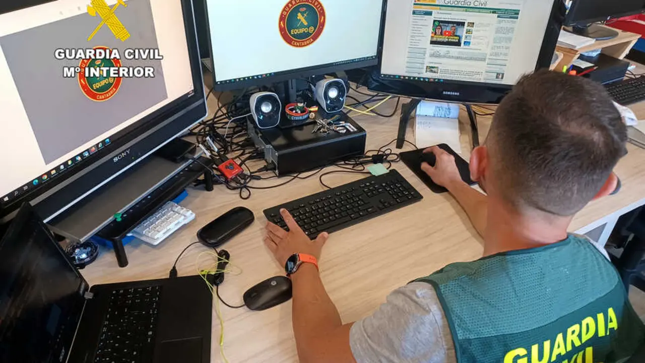La Guardia Civil de Cantabria ha bloqueado 41.000 euros estafados a una empresa. / G.C.