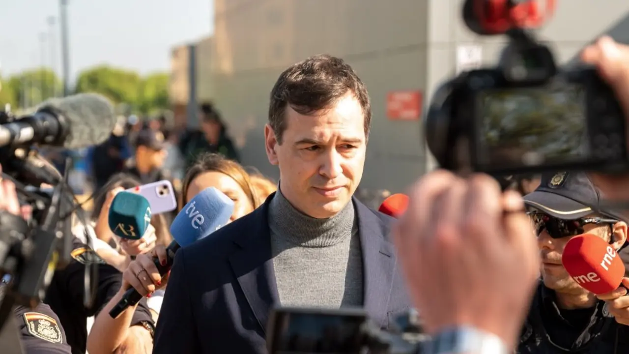 El hermano de Pedro S&aacute;nchez, David S&aacute;nchez, sale tras declarar en calidad de investigado. / Andr&eacute;s Rodr&iacute;guez
