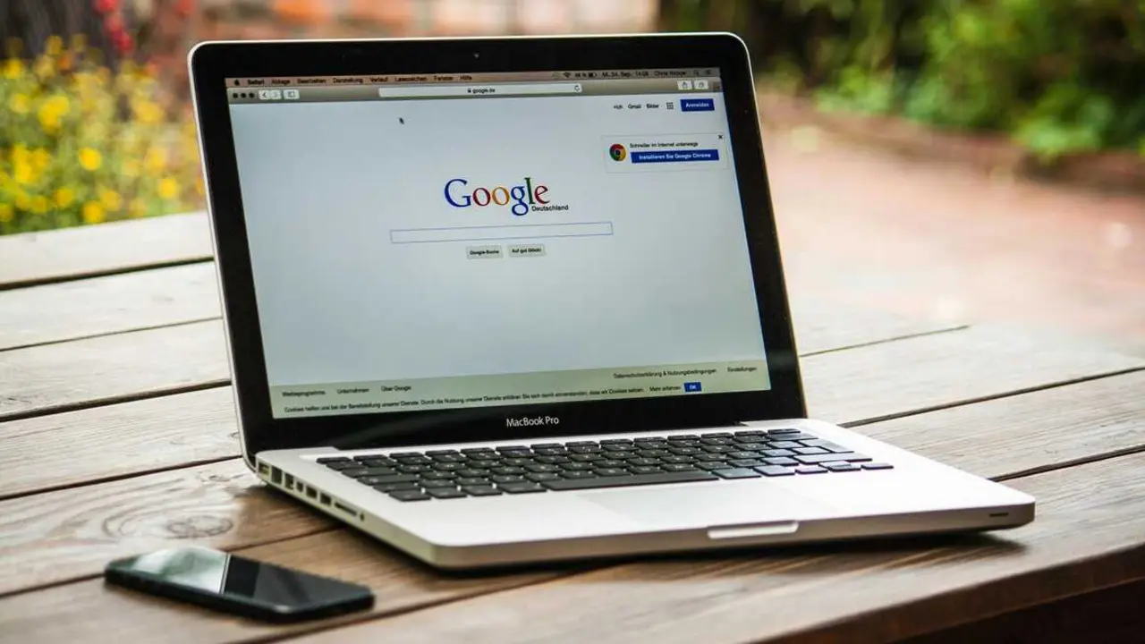 Google celebra su aniversario recordando el error que lo hizo famoso. / A.E