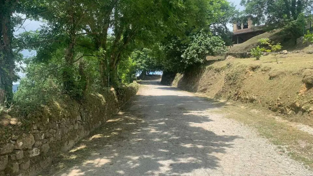 Uno de los caminos de Guriezo. / A.G.