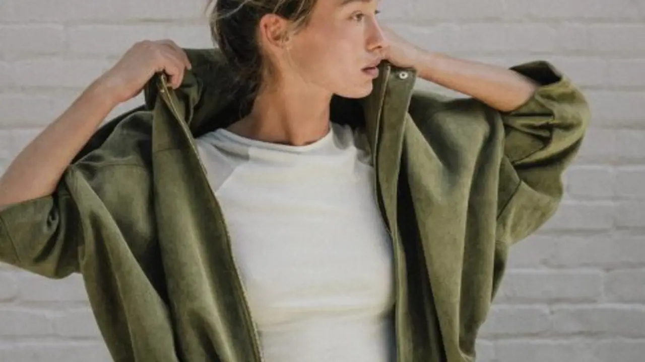 La bomber oversize, una prenda vers&aacute;til, urbana y con m&aacute;s estilo del que imaginas. / ZARA