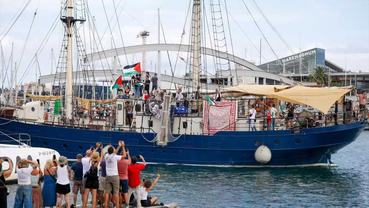 Despedida a la Global Sunat Flotilla en el Puerto de Barcelona. / Kike Rinc&oacute;n