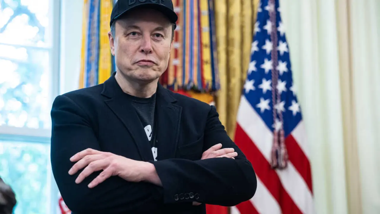 Elon Musk inst&oacute; a cancelar las suscripciones a Netflix por su "agenda transg&eacute;nero". / EP