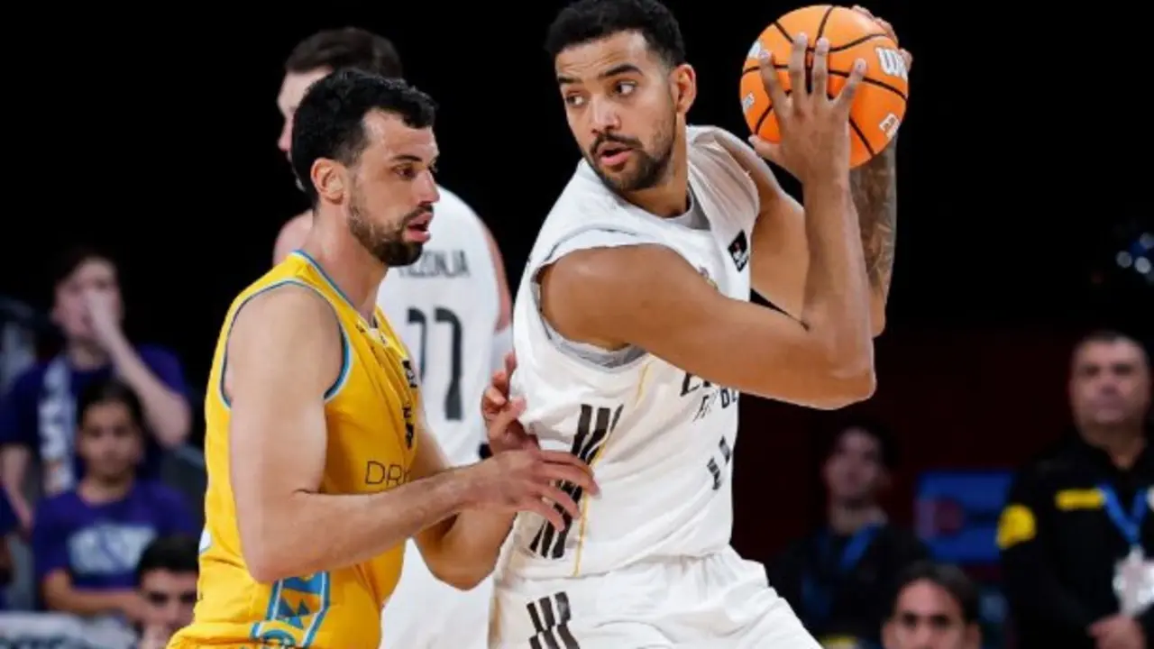 Partido entre Gran Canaria y Real Madrid. / @RMBaloncesto