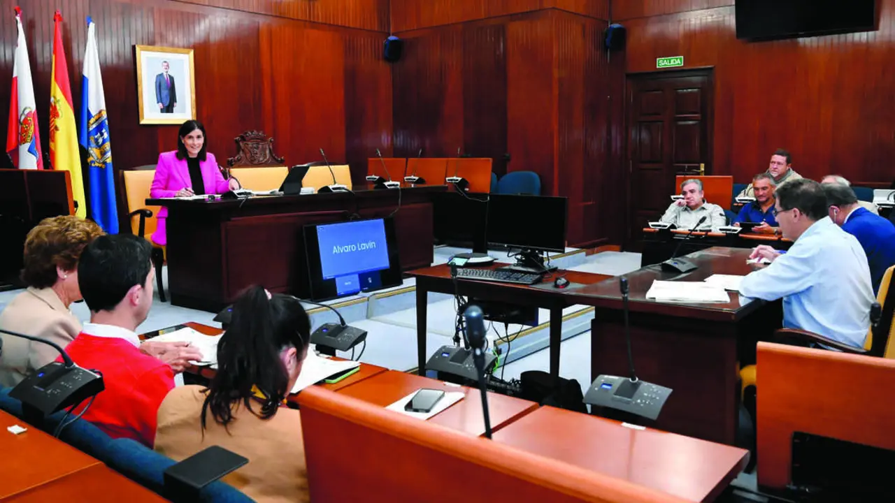 La alcaldesa de Santander, Gema Igual, presenta el presupuesto del IMD para 2026. / A.E