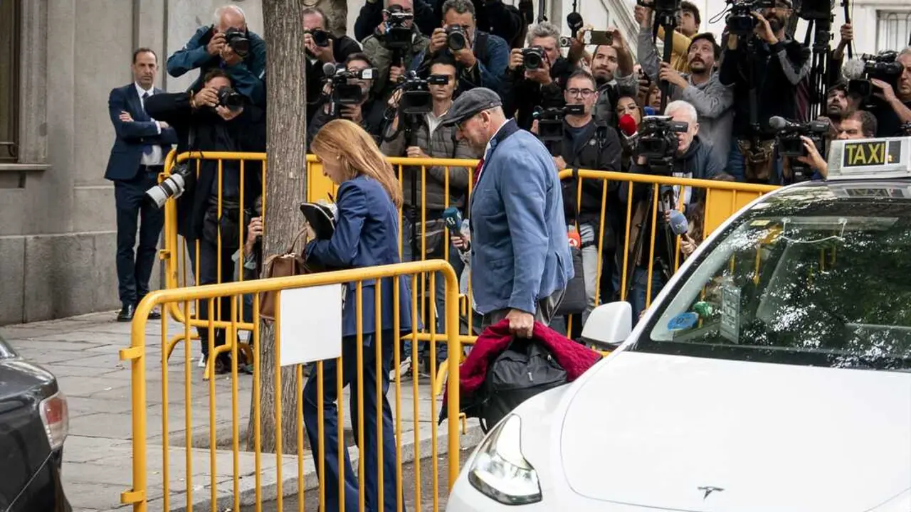 El exasesor ministerial Koldo Garc&iacute;a a su llegada al Tribunal Supremo. / A. P&eacute;rez Meca