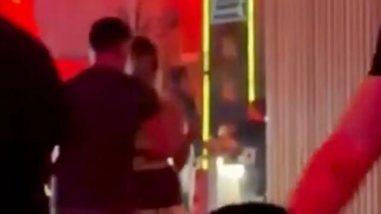 Rufi&aacute;n y Ester Exp&oacute;sito durante un after. / RRSS