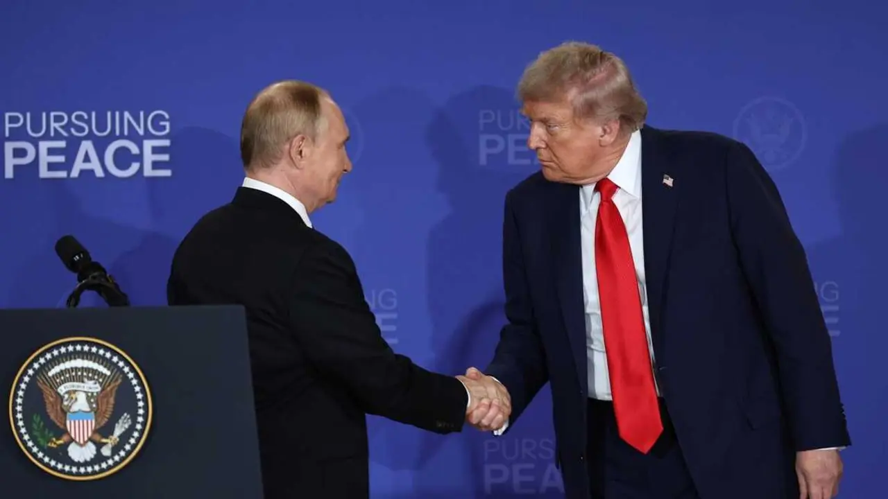 Vladimir Putin y Donald Trump. / ARCHIVO / EP