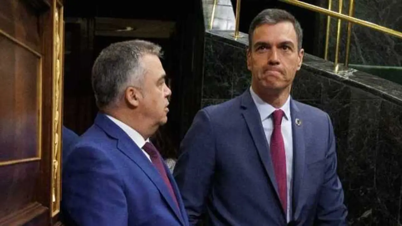 Pedro S&aacute;nchez junto a Santos Cerd&aacute;n. / Archivo / EP