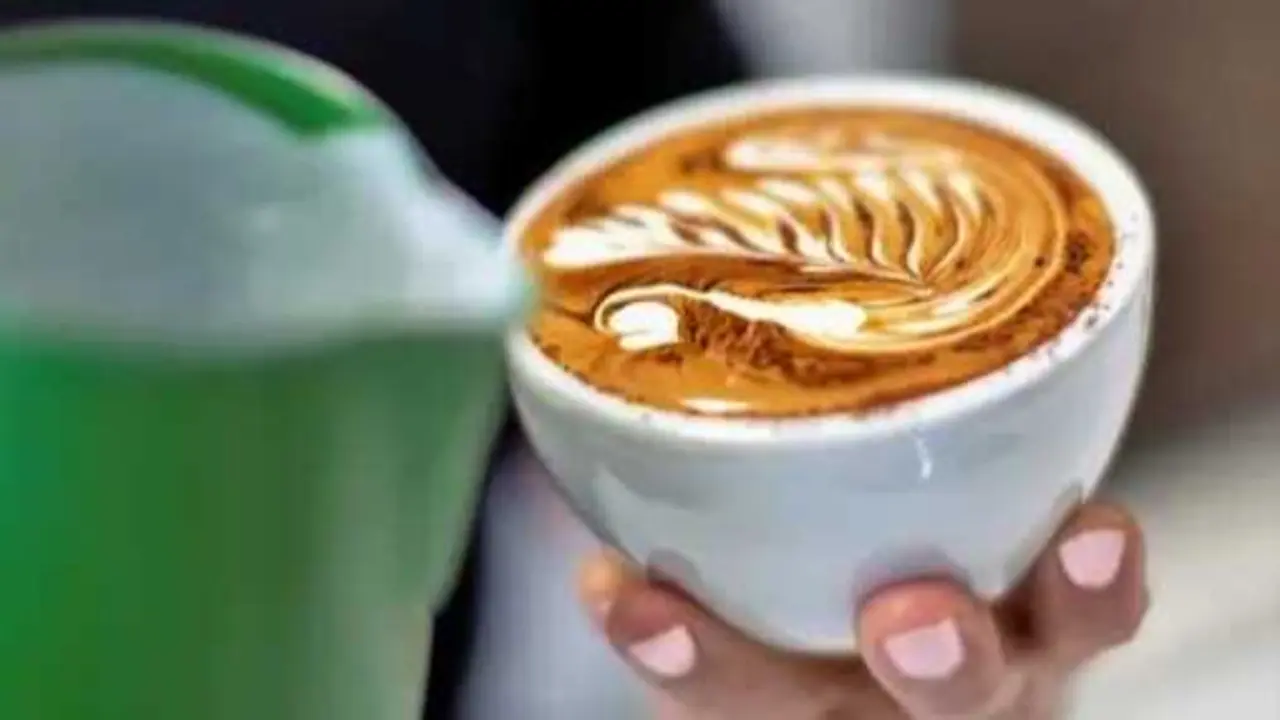 Si cre&iacute;as que el mejor caf&eacute; solo se encontraba en cafeter&iacute;as modernas, este rinc&oacute;n del Mercado de la Esperanza te har&aacute; cambiar de idea. / A.E