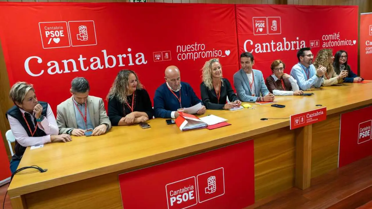Varios miembros del PSOE en el Comit&eacute; celebrado ayer. / X