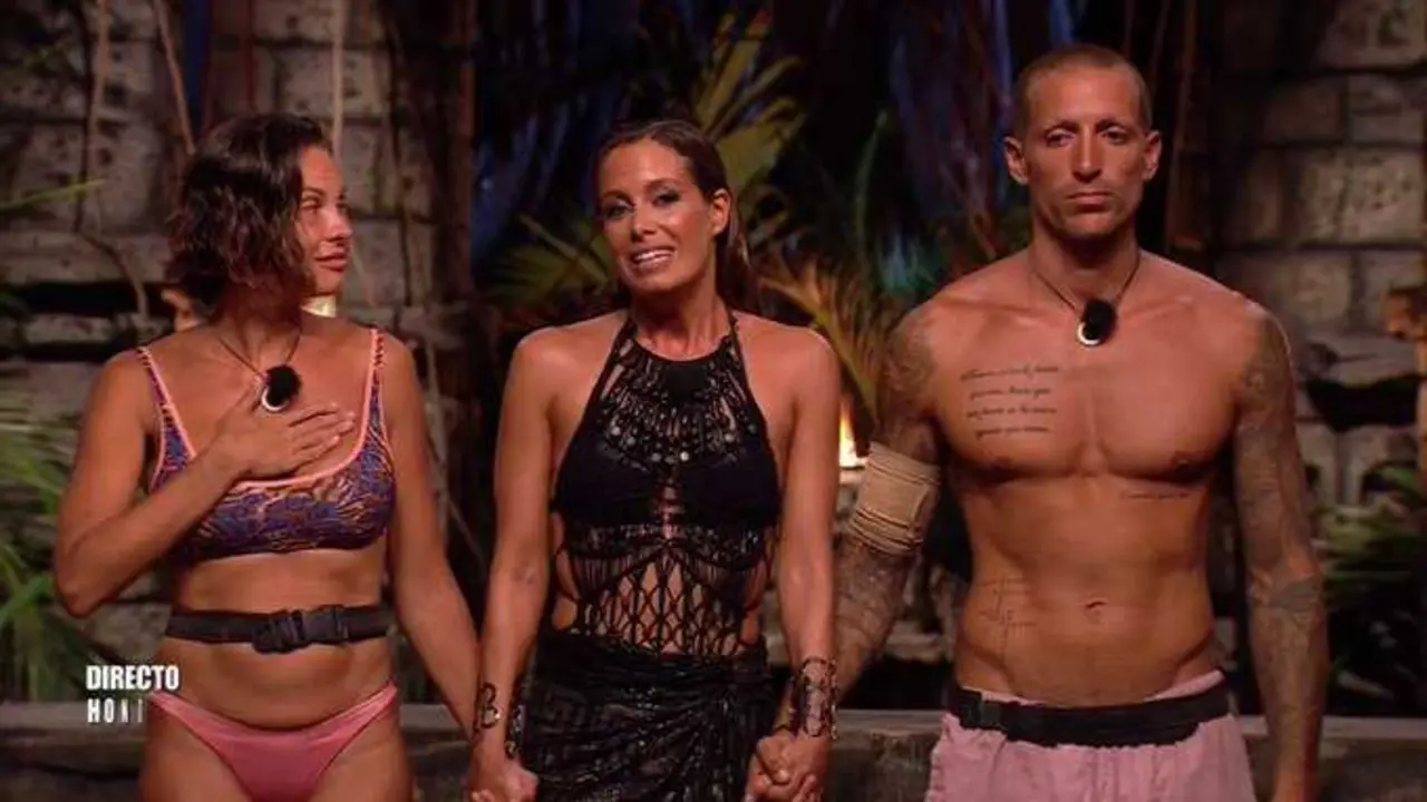 Torres y Jessica antes de proclamar al ganador. / Telecinco