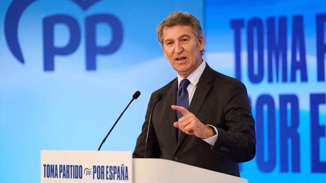 El presidente del Partido Popular, Alberto N&uacute;&ntilde;ez Feji&oacute;o, interviene durante la presentaci&oacute;n del Plan Nacional de Aut&oacute;nomos. / Juanma Serrano
