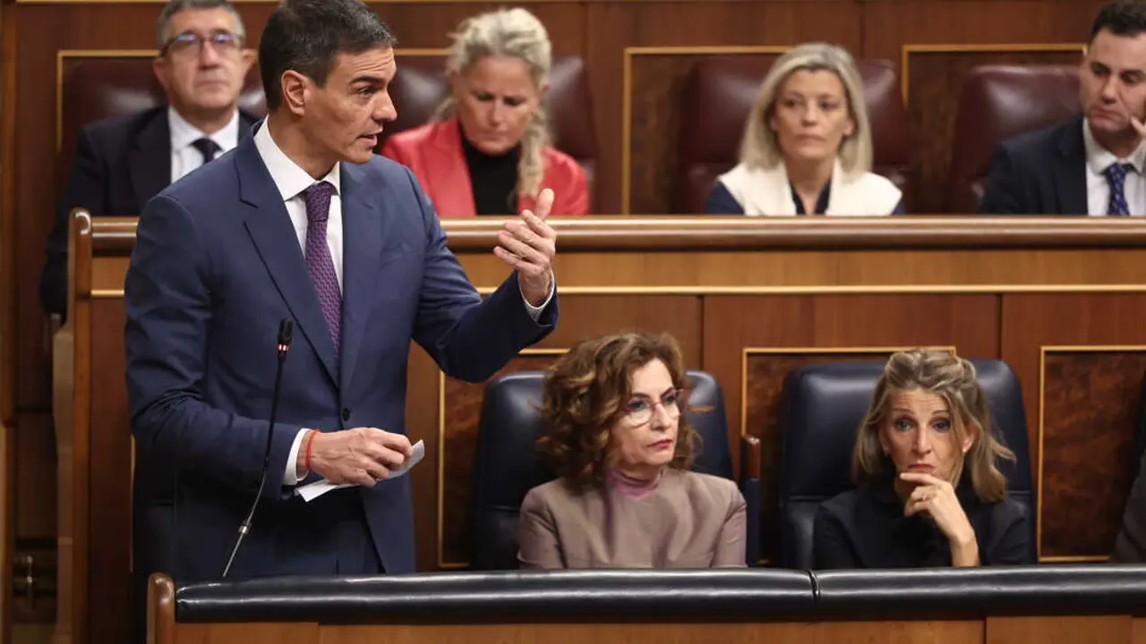 El presidente del Gobierno, Pedro S&aacute;nchez, interviene durante una sesi&oacute;n de control al Gobierno. / EP