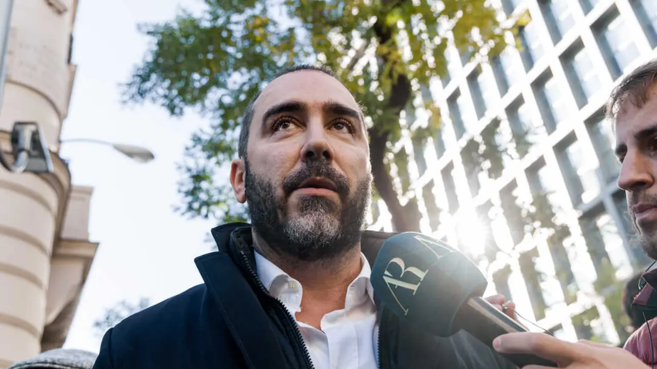 El empresario V&iacute;ctor de Aldama a su salida del interrogatorio del juez instructor del 'caso Koldo'. / ep