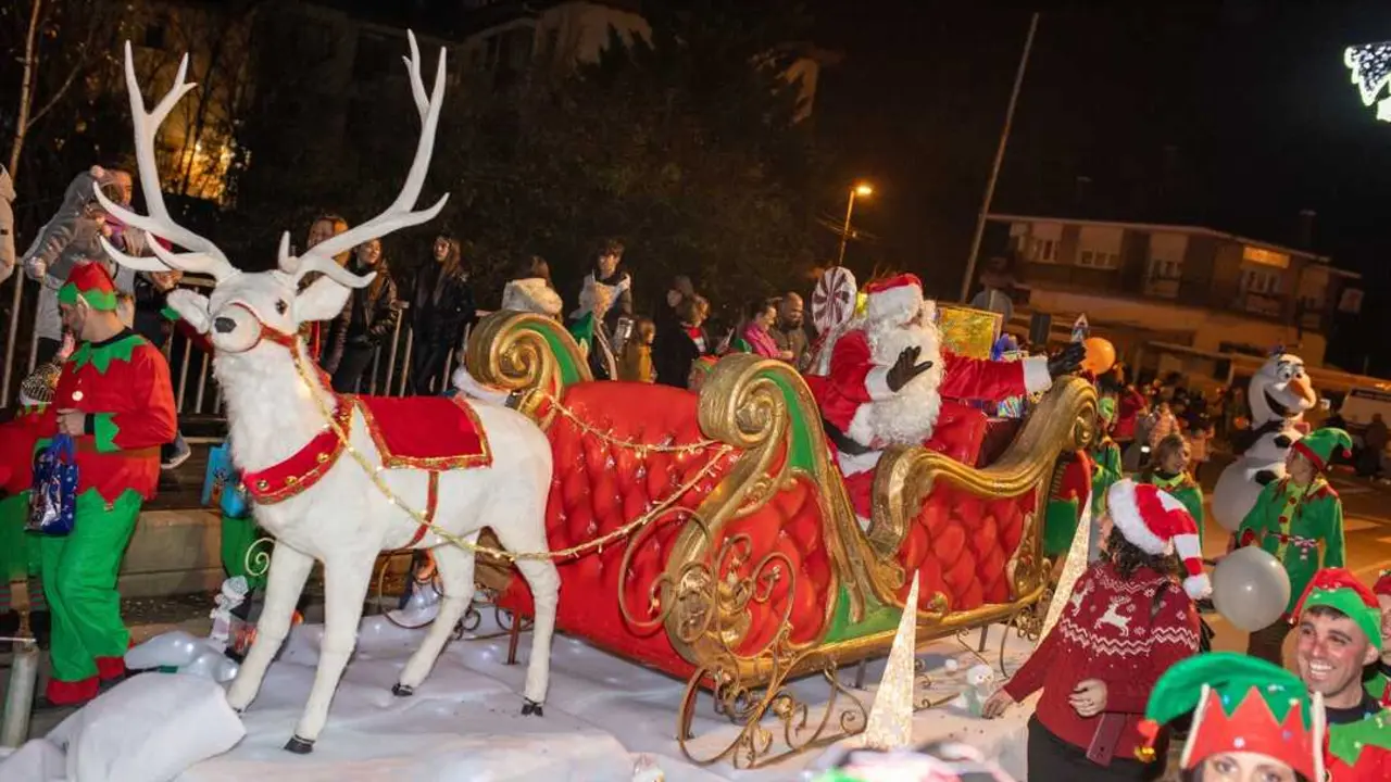 Cabalgata de Pap&aacute; Noel en Cartes. / A.E
