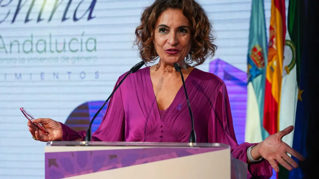 La vicepresidenta primera del Gobierno y ministra de Hacienda, Mar&iacute;a Jes&uacute;s Montero. / EP