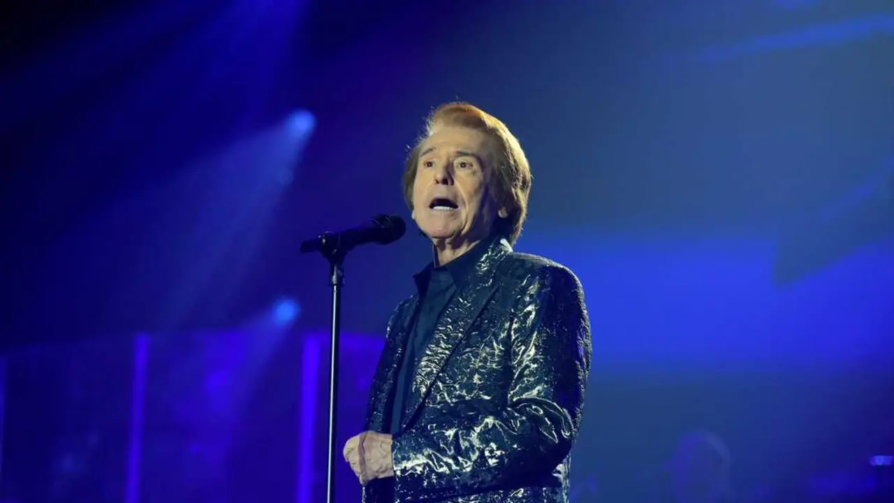 El cantante Raphael durante un concierto. EP / Archivo
