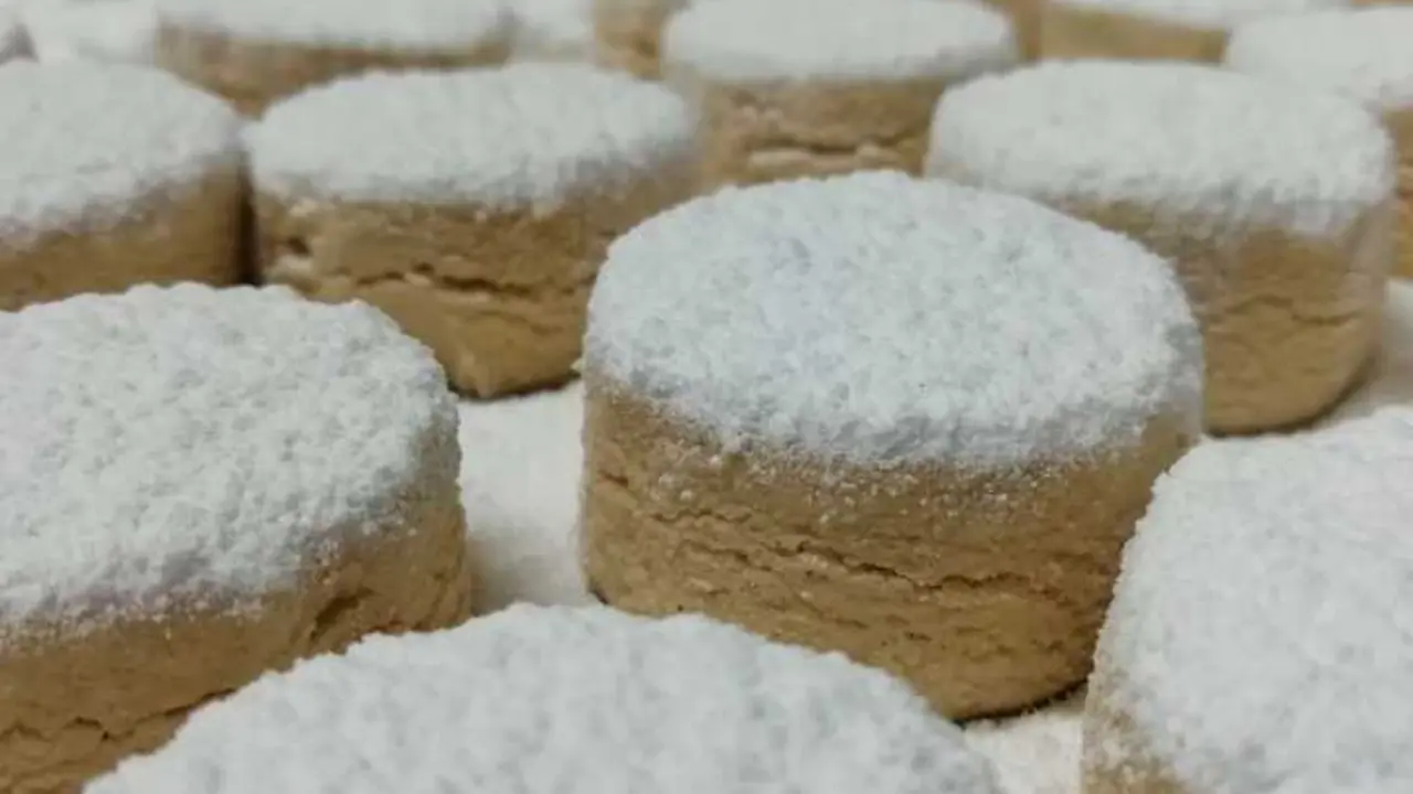 Los polvorones de bellota permitieron celebrar la Navidad en tiempos de escasez. / EP