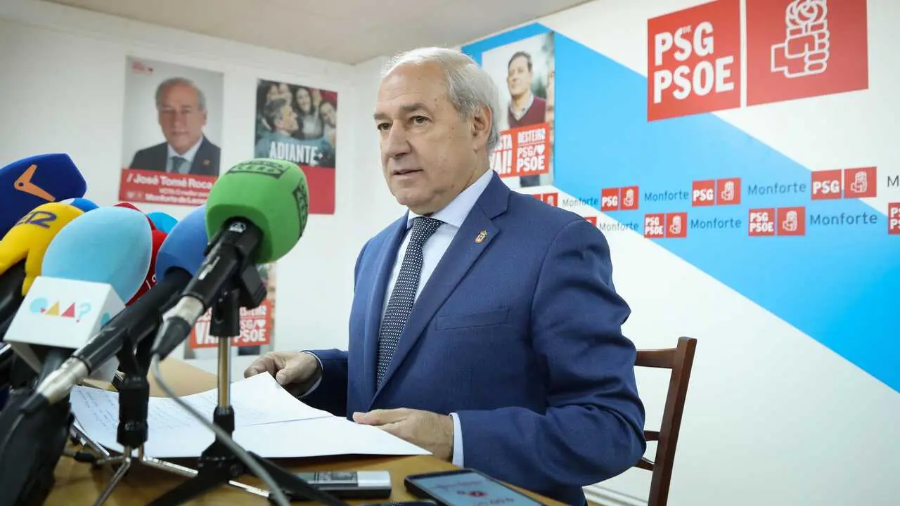 El socialista Tom&eacute; denunciado por acoso sexual dimite como presidente de la Diputaci&oacute;n de Lugo.