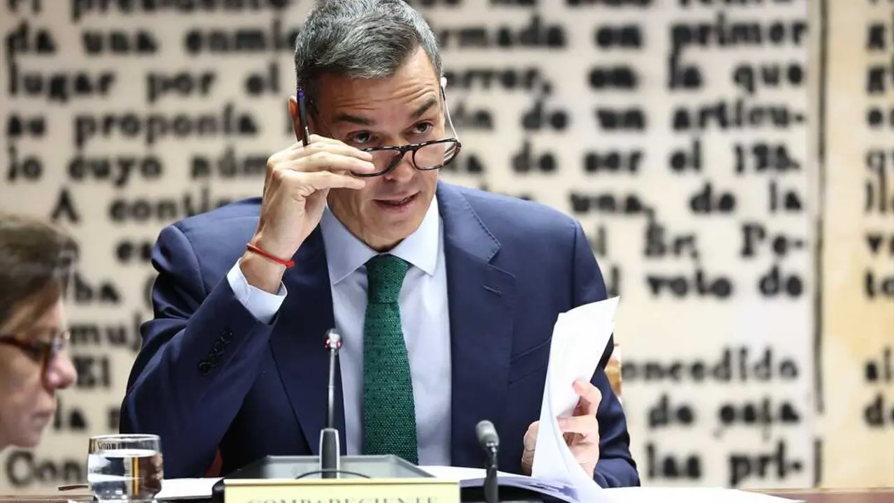 El presidente del Gobierno, Pedro S&aacute;nchez, comparece ante la Comisi&oacute;n de Investigaci&oacute;n sobre el 'caso Koldo'. / Eduardo Parra