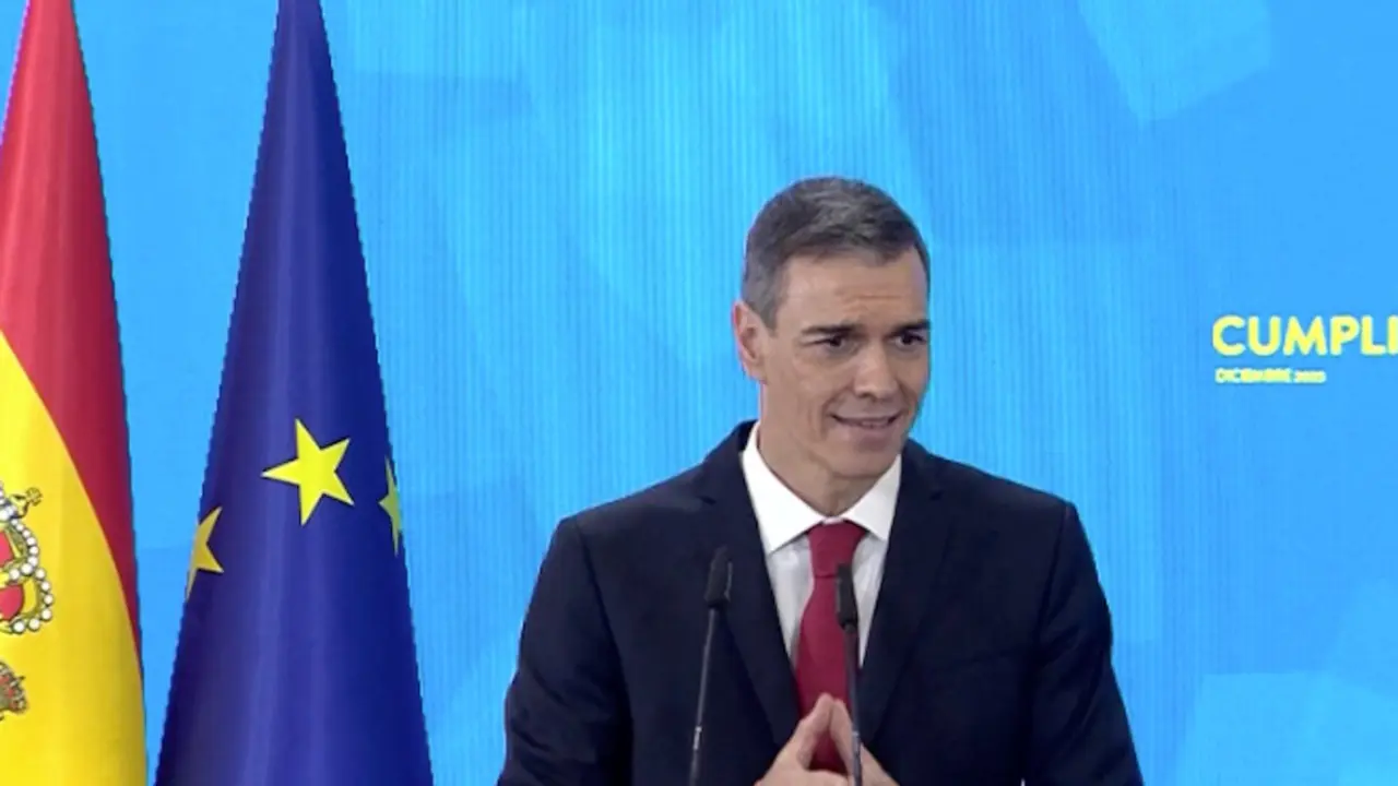 El presidente del Gobierno, Pedro S&aacute;nchez, durante una rueda de prensa, en el Palacio de la Moncloa.