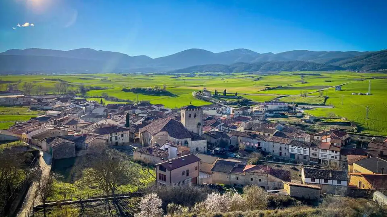Santa Gadea del Cid no es solo un nombre con fuerza: es una villa con alma medieval. / A.E